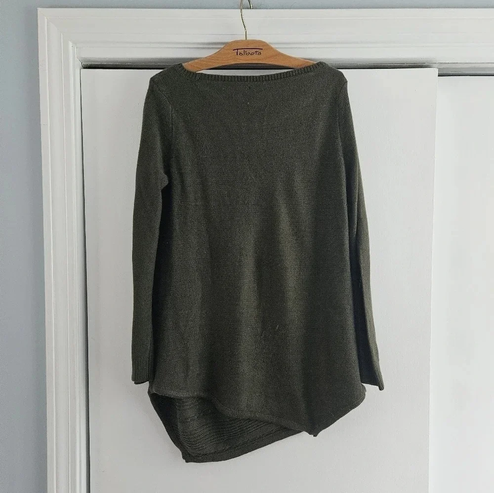 New York & Company Green Long Sleeve Asymmetrical Small Sweater
